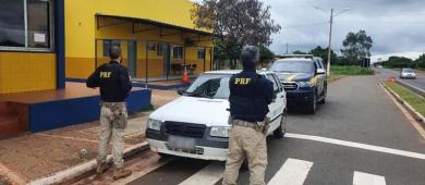 PRF recupera no Piauí carro furtado há 5 anos na Bahia