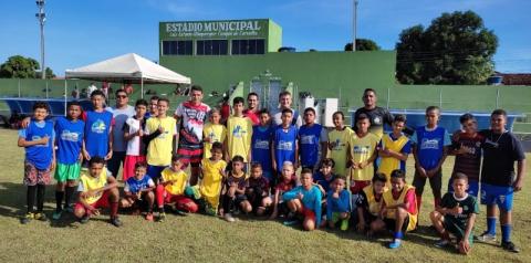 Ex-jogador do Flamengo, Ronaldo Angelim, participa da abertura do projeto Atletas do Futuro em Curimatá
