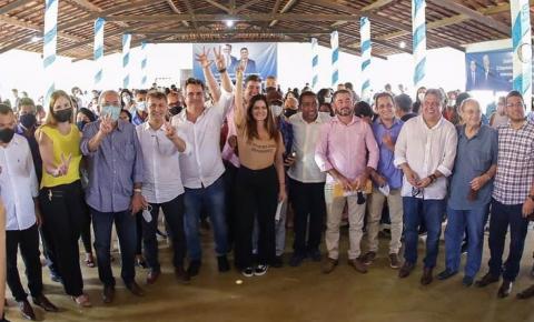 Ciro Nogueira, Iracema Portela e Silvio Mendes visitam diversos municípios do Extremo-Sul do Piauí
